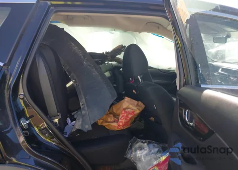 2018 Nissan Rogue S z USA, uszkodzony, nr VIN KNMAT2MVXJP573025